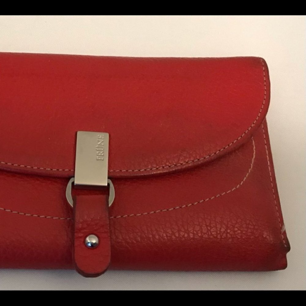 PRUNE Red  Leather Wallet Made in Brazil.